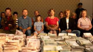 A változás valutája (Zwei zu eins / Two to One) (2024) film adatlap