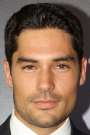 D.J. Cotrona 2 kép