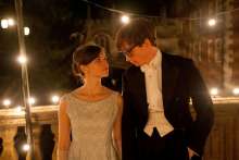 Felicity Jones és Eddie Redmayne - A mindenség elmélete (2014)
