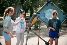 Tenki Réka, Lovas Rozi és Trill Beatrix - Futni mentem (2024) - 14 kép