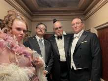 John Cleese, Fortunato Cerlino és Bronwyn James - Palace Hotel (2023)