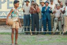 Leonardo Lima Carvalho és Milton Gonçalves - Pelé (2016) (30114)