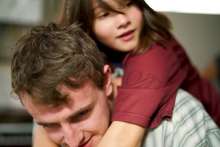 Frankie Corio és Paul Mescal - Volt egyszer egy nyár (2022)